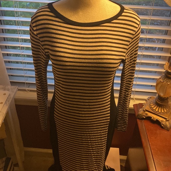 ONE CLOTHING - Cream & Black stripe dress - Picture 3 of 6